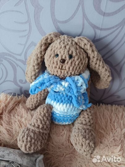 Заяц вязанный своими руками