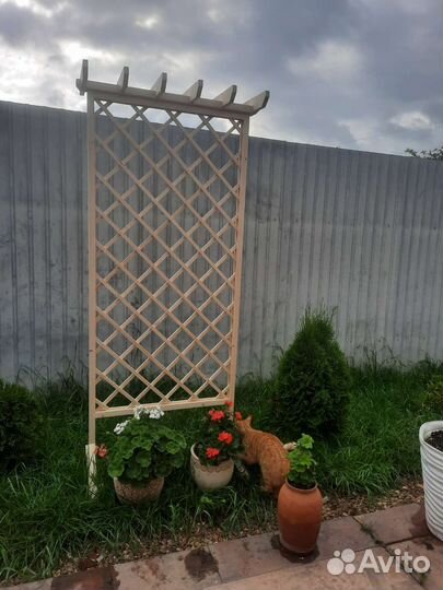 Шпалера деревянная