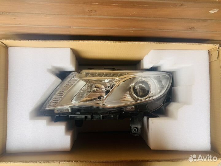 Фара geely atlas