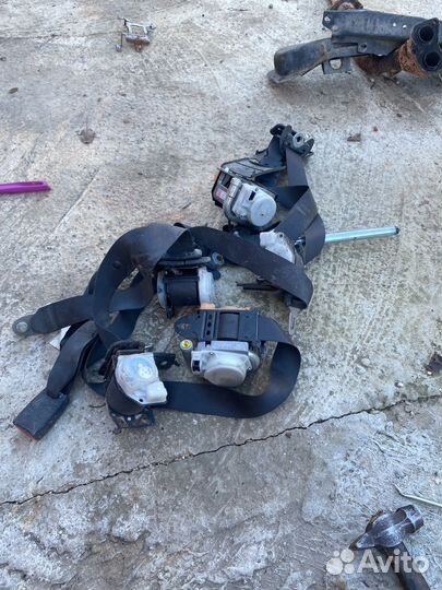 Ремни безапасностм (комплект) Nissan teana j31