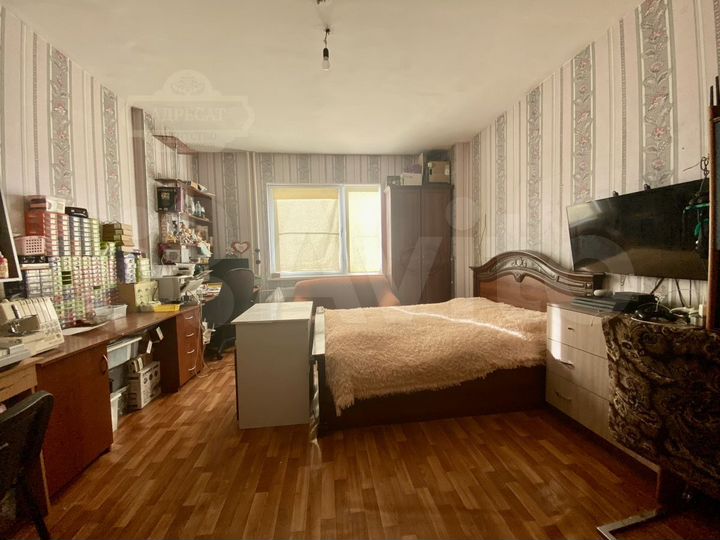 3-к. квартира, 82 м², 1/5 эт.