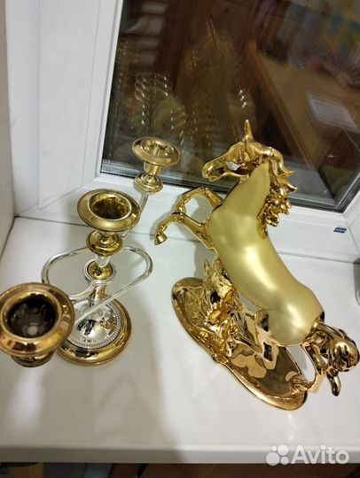Подсвечник и Фарфоровая лошадь