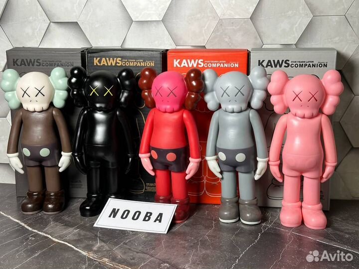 Kaws фигурки