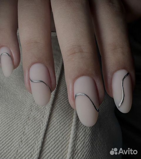 Маникюр и наращивание ногтей