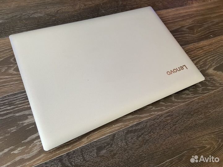 Ноутбук lenovo