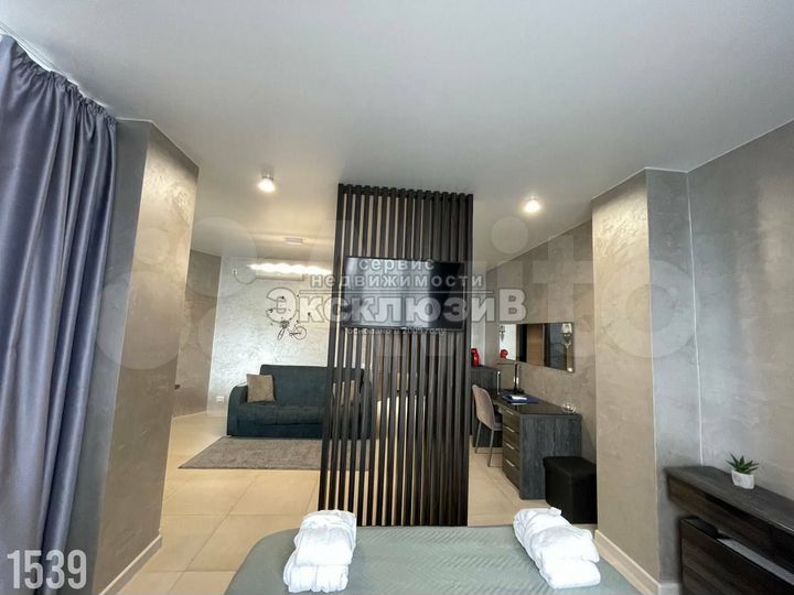 Апартаменты-студия, 42 м², 2/10 эт.