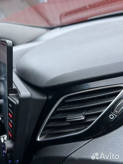 Магнитола на Hyundai i40