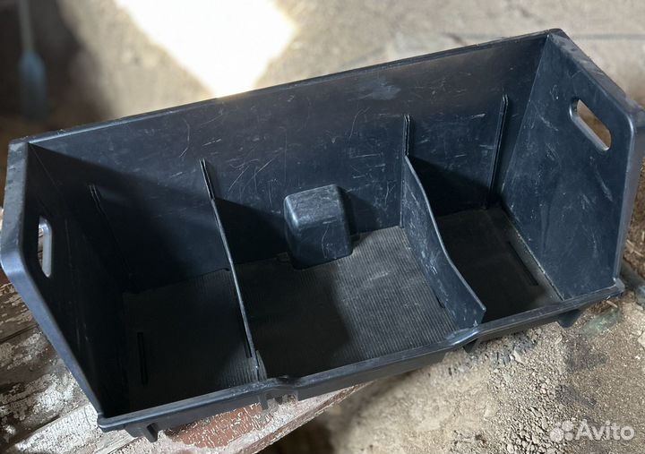 Ящик в багажник марк2