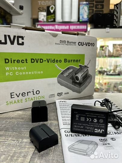 JVC Видеокамера+DVD Burner (CU-VD10)