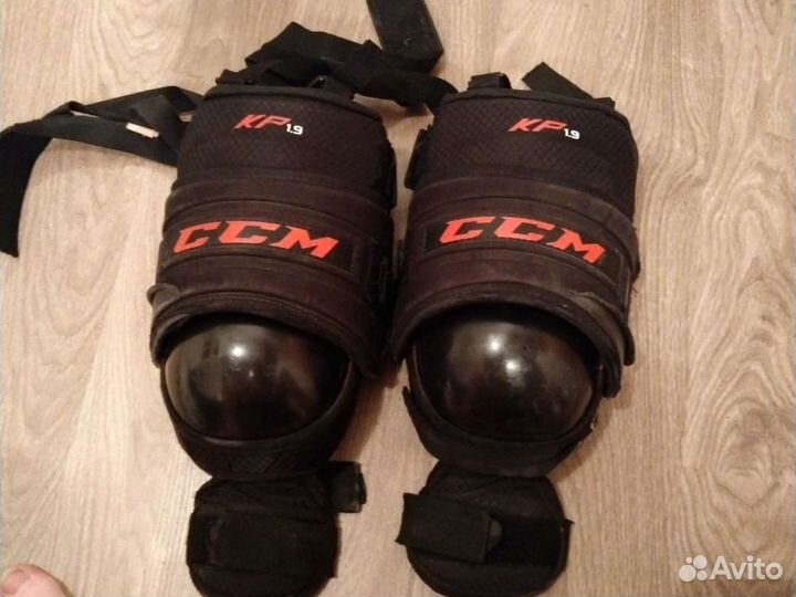 Наколеники вратарские ccm 1.9
