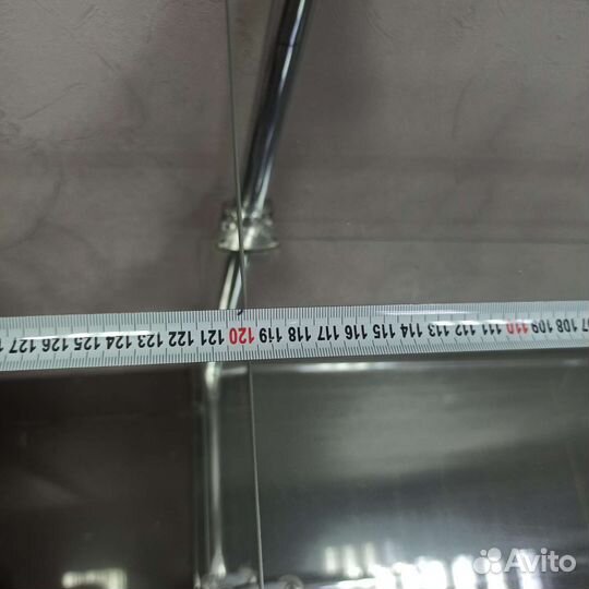 Стеллаж стеклянный