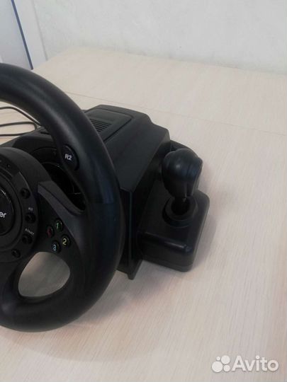 Игровой руль defender