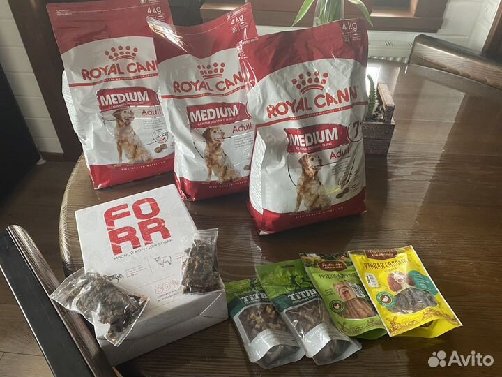 Royal Canin Medium Adult 7+,лакомста,forr