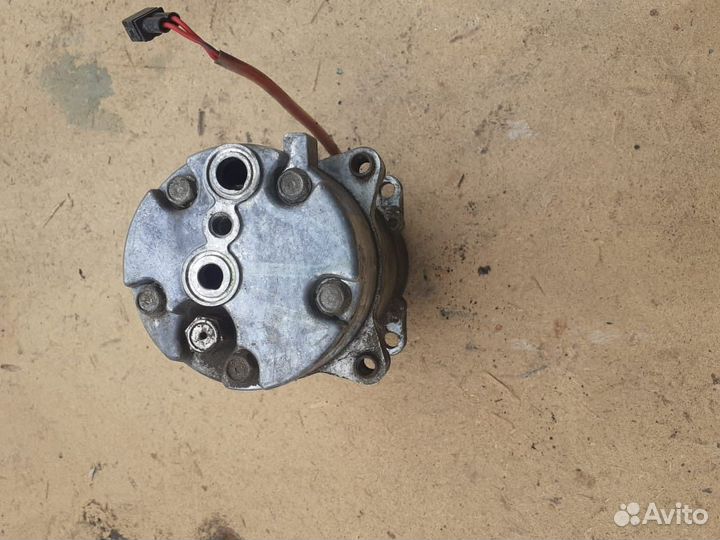 Компрессор кондиционера Chery Amulet A15