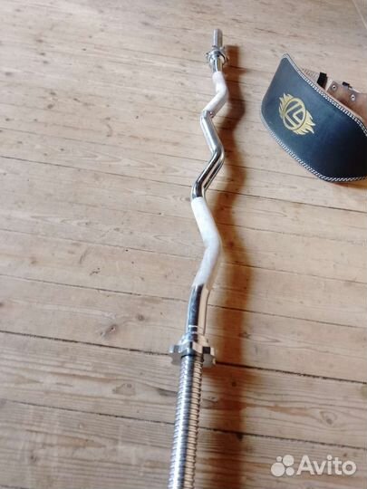 Гриф w образный