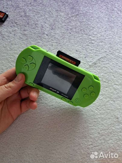 Портативная игровая приставка sega