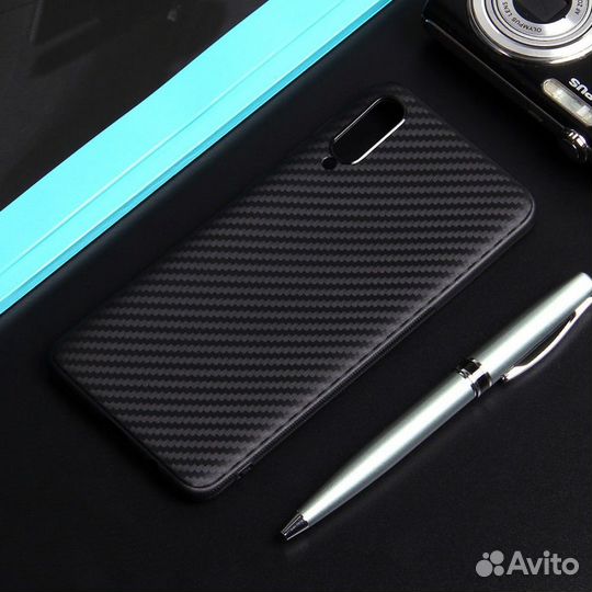 Чехол силиконовый Карбон