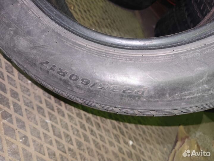 Nexen N'Fera RU5 SUV 235/55 R17