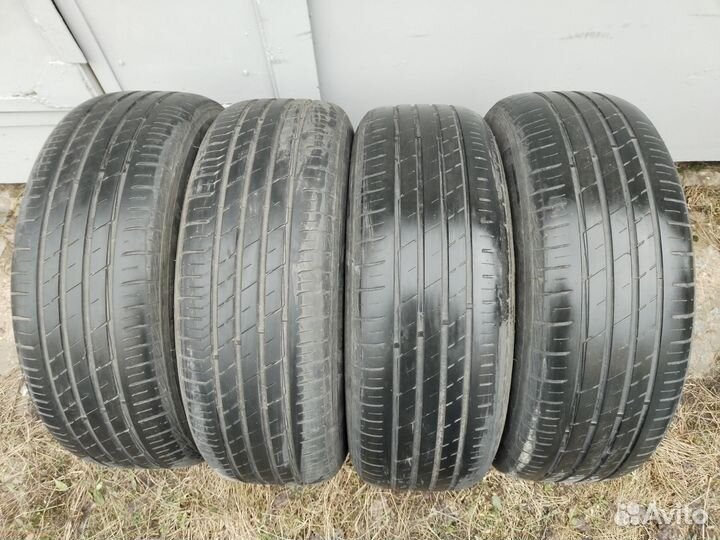 Mitsubishi Asx 215/65R16