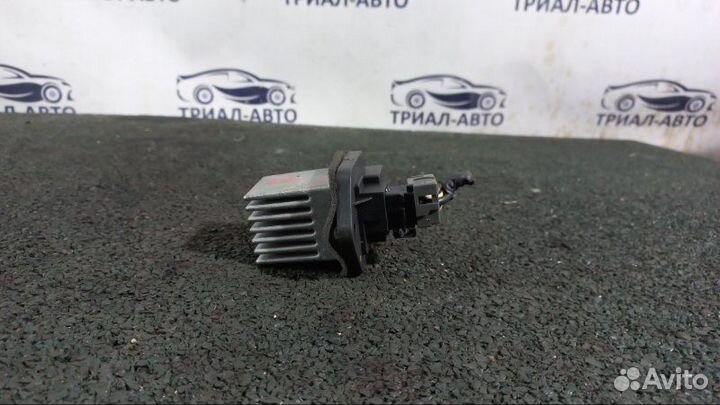 Резистор печки Audi Q7 4L 3.0 diesel