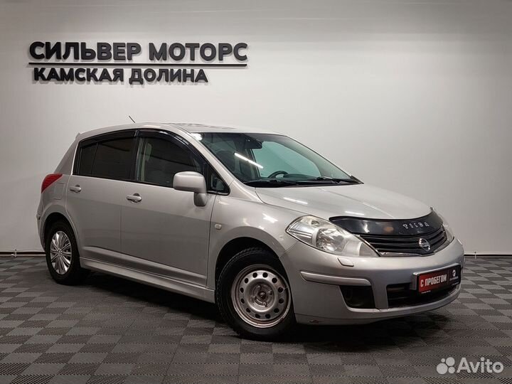 Nissan Tiida 1.6 AT, 2013, 175 200 км