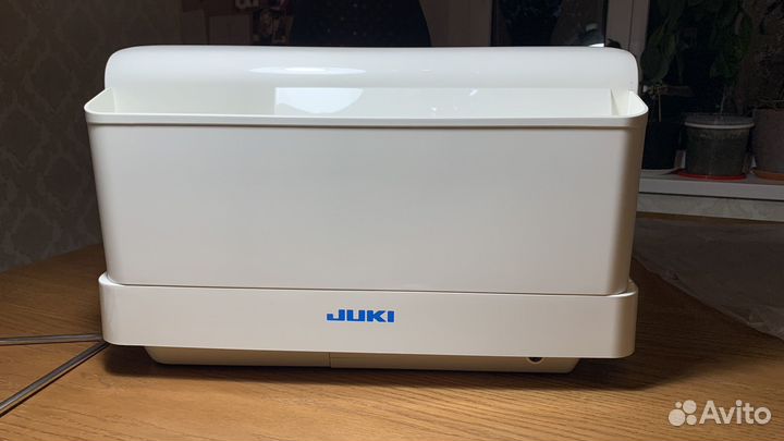 Швейная машина Juki HZL-F400