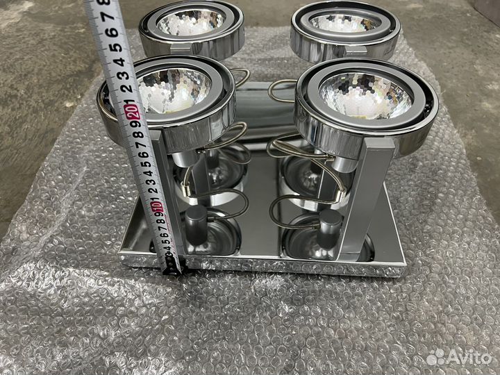 Люстра спот