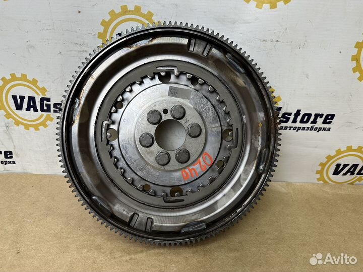 Маховик DSG 7 Volkswagen Golf 7 04E105266