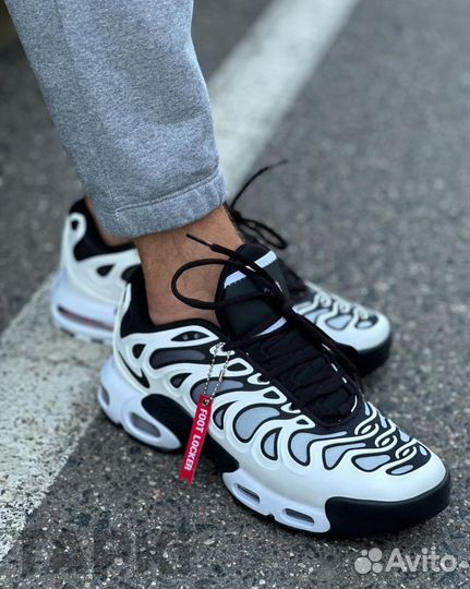 Nike Air Max Plus Drift