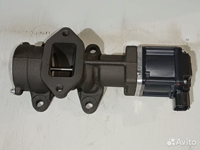 Клапан егр на 6 hk isuzu. Клапан егр исузу 4hk1. Егр isuzu elf. Клапан егр isuzu 4hk1. Егр на исузу nqr90.