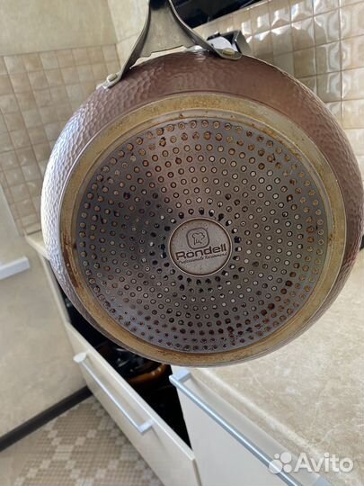 Сковорода rondell 28d