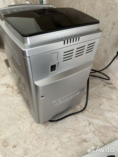 Кофемашина delonghi