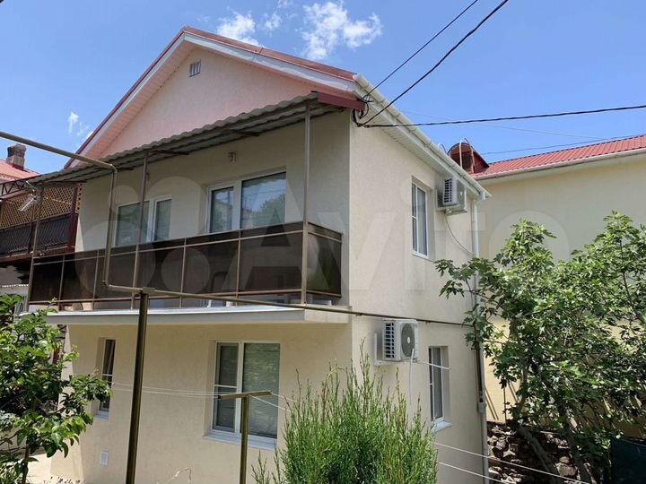 Дом 99 м² на участке 1 сот.