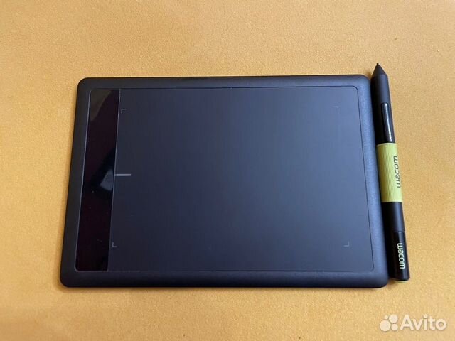 Графический планшет Wacom One by Wacom Small CTL