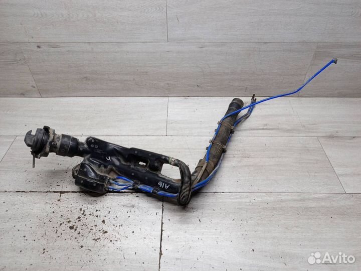 Топливно-заливная горловина Fiat Albea