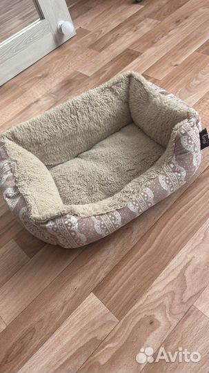 Лежанка для маленькой собаки 40*30
