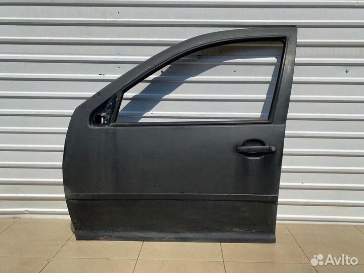 Дверь передняя левая Volkswagen Golf 4