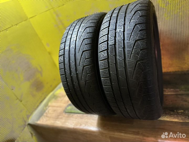 Pirelli Winter Sottozero 245/45 R19 102V