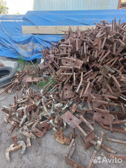 Домкрат строительный для опалубки