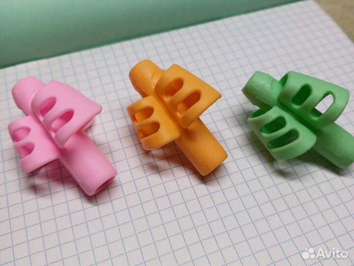 Тренажер для постановки письма. Насадка на ручку