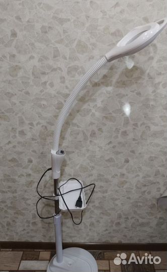 Лампа лупа напольная