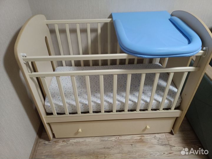 Кроватка детская для новорожденных