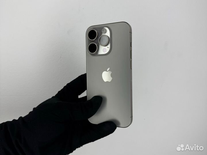 iPhone 15 Pro, 256 ГБ