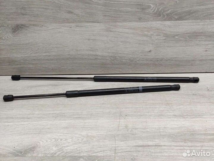 Амортизаторы капота Mercedes C W204