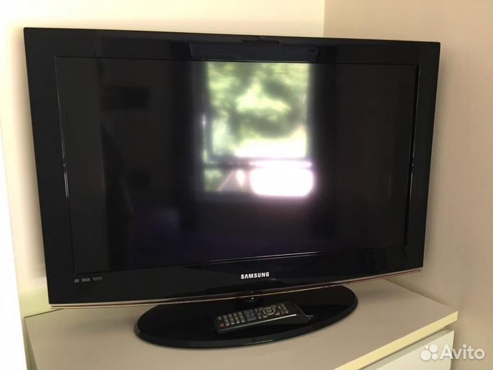 Телевизор Samsung UE32FH4003