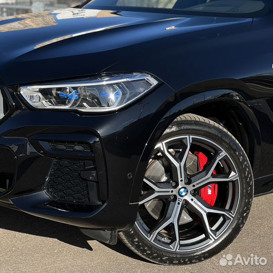 BMW X6 3.0 AT, 2022, 10 500 км