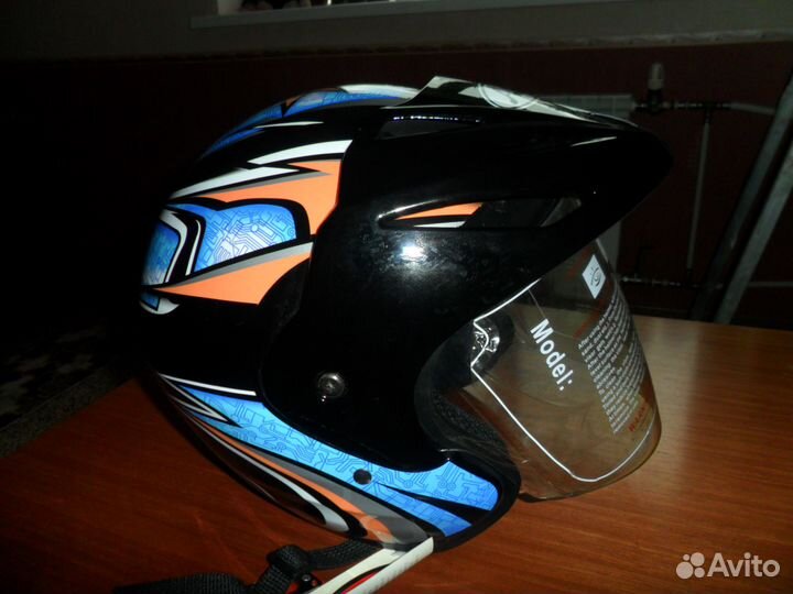 Продам новый шлем размер L