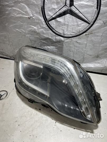 Фара правая Мерседес glk глк x204