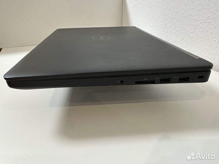 Dell Latitude E5570
