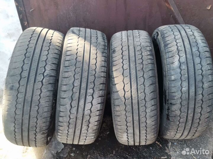 Nexen Classe Premiere 521 235/60 R17 106H